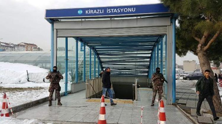 Bağcılar Kirazlı Metro durağında Reinaya saldıran terörist alarmı (2)