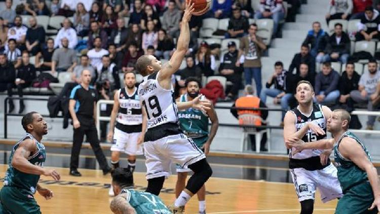 Beşiktaş Sompo Japan: 100 - Dinamo Sassari: 70