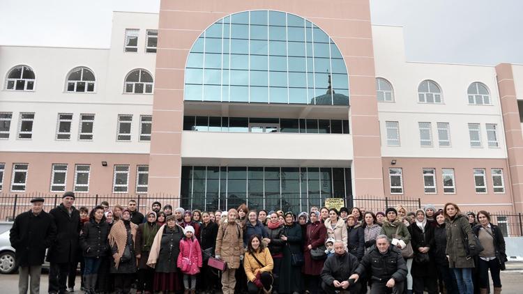 İmam hatip iddiası velileri ayaklandırdı