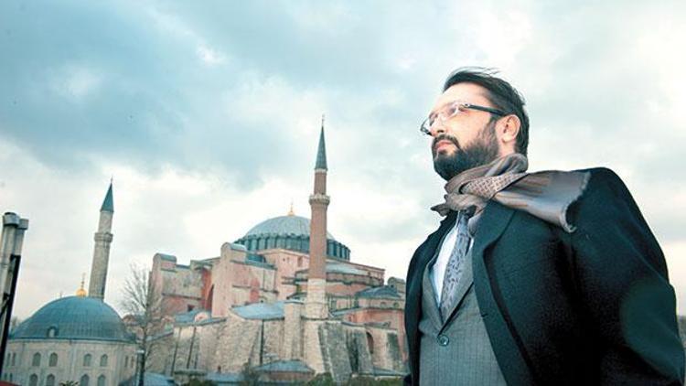 Türkiye, İslam coğrafyasının kalanına bakıp  durduğu yerin kıymetini bilmek mecburiyetinde