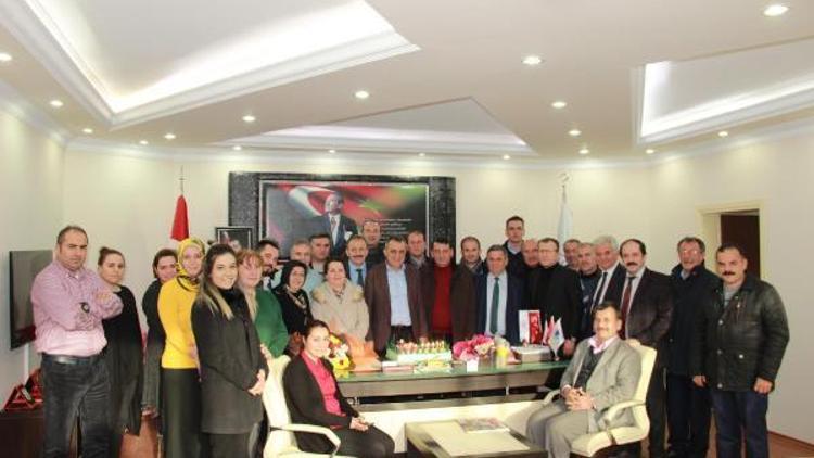 Başkan Sağıroğlu’na sürpriz doğum günü