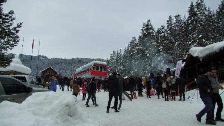 Kış Turizm Merkezi Ilgaz Yıldıztepeye doğasever akını