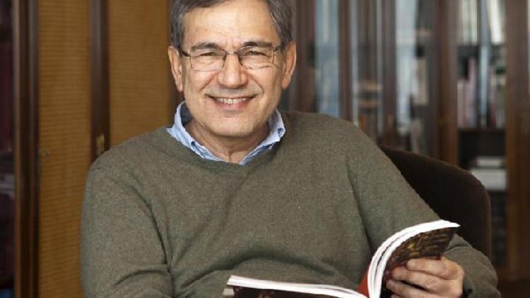 Orhan Pamuk’a İtalyadan şeref doktorası