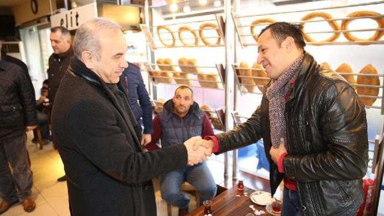 Başkan Tekintaş Karşıyaka esnaflarıyla bir araya geldi