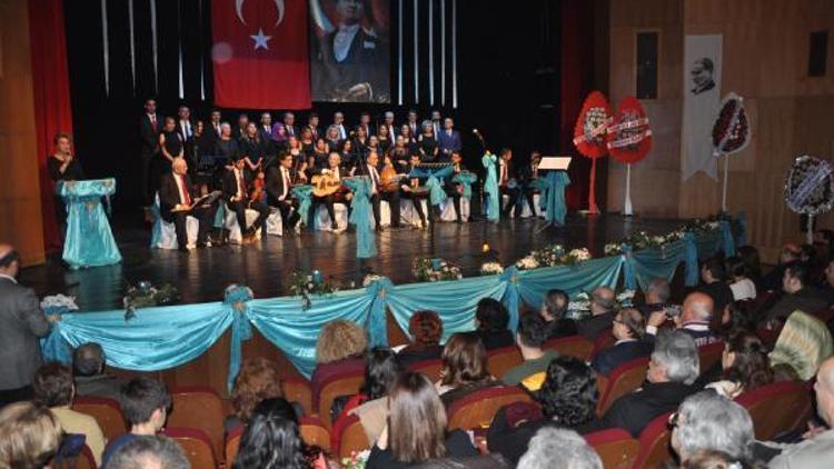 Bartında İl Kültür Turizm Türk Sanat Müziği Korosu konseri