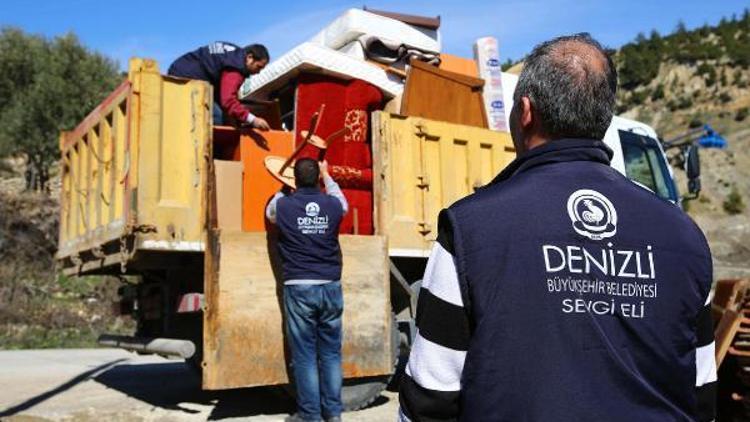 Sevgi Eli, yüz binlere uzandı