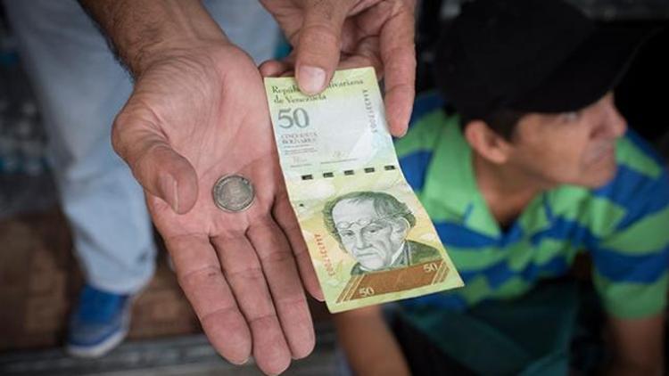 Venezuelada yüksek değerli banknotlar tedavüle girdi