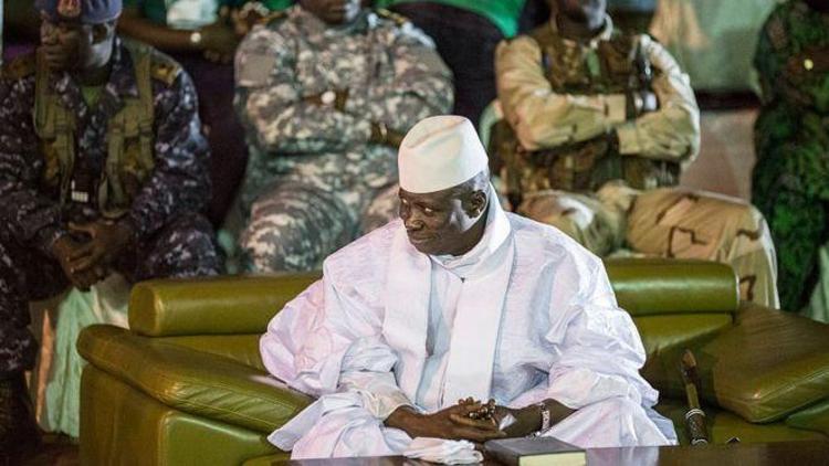Gambiya’da başkanlık krizi: Senegal ordusu müdahaleye hazır