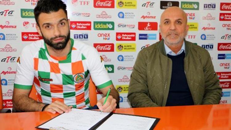 Aytemiz Alanyaspor Yunan stoper Tzavellas ile 2.5 yıllık sözleşme imzaladı