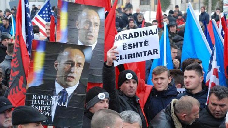 Avrupa’daki Kosovalılar Haradinaj için buluştu