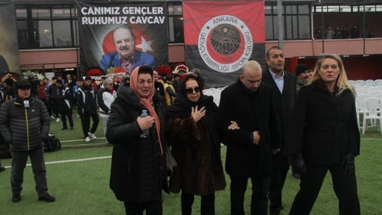 Ankaranın spordaki çınarı son yolculuğuna uğurlanıyor başlıklı haberin fotoğrafları