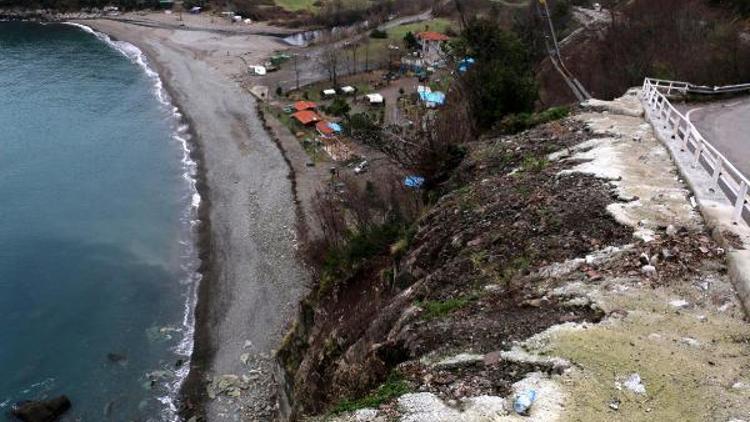 Nişanlı çift, tartıştıkları 100 metrelik uçurumdan düşerek öldü (2)