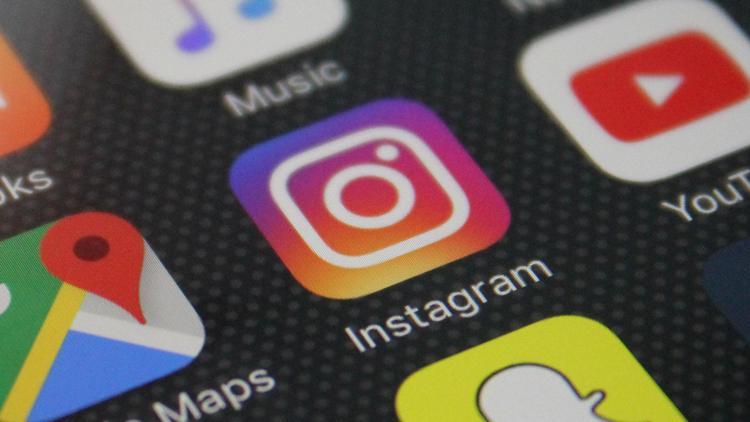 Instagramda canlı yayın resmen başladı