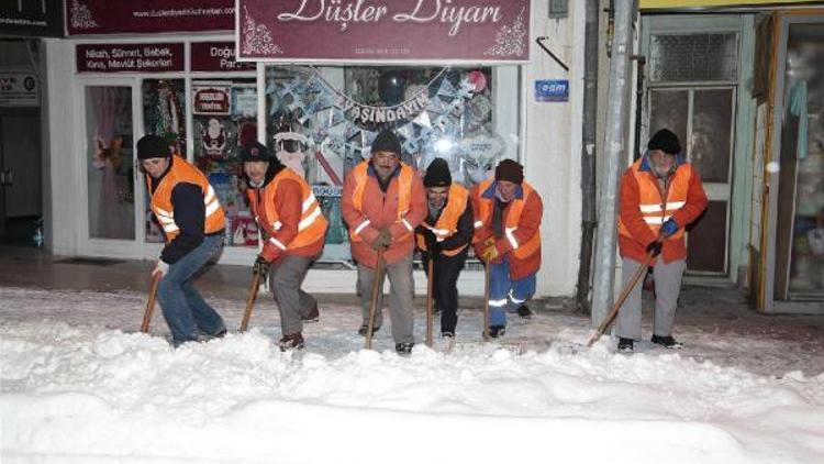 Nevşehirde kar mücadelesi