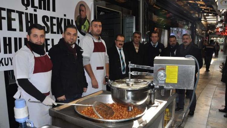 Şehit Fethi Sekin anısına lokma döktüler