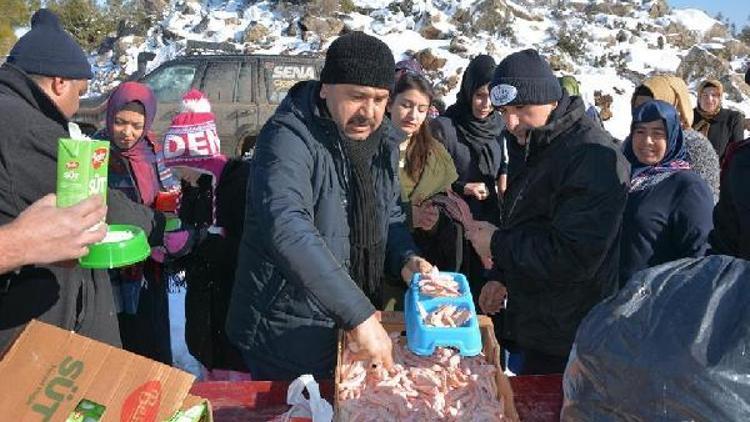 Kiliste, hayvanlar için yem bırakıldı