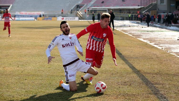 Elazığ eve 3 puanla döndü