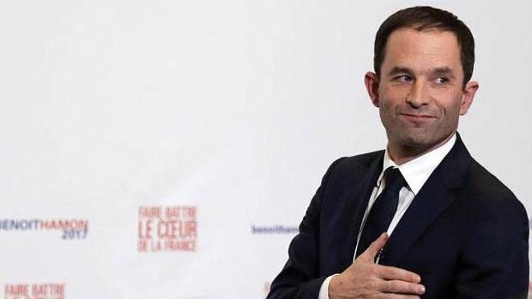 Fransa Sosyalist Partisinin cumhurbaşkanı adayı Benoit Hamon oldu