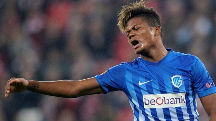 Leon Bailey, 2022 yılına kadar Bayer Leverkusen ile anlaştı