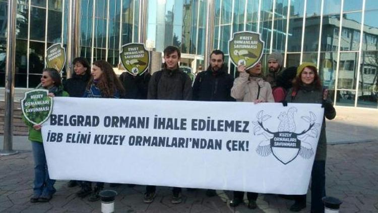 Haliç-Kemerburgaz dekovili için içeride ihale, dışarıda protesto