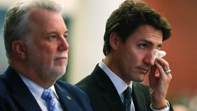 Kanada’daki cami saldırısında yaşamını yitirenler için tören düzenlendi, Başbakan Trudeau da ağladı
