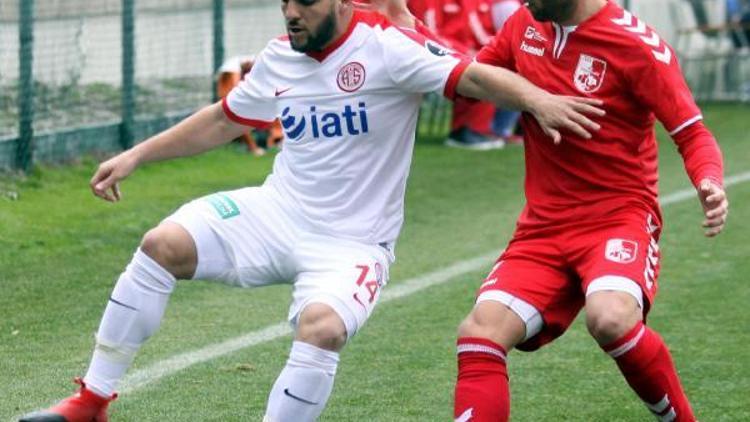 Antalyaspor, Radnick Nisi 3-1 yendi