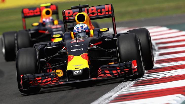 Webber: Yeni kurallar Ricciardo için iyi olacak