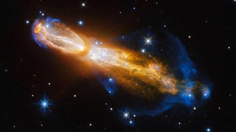 Hubble, ölen yıldızı nebula halinde görüntüledi