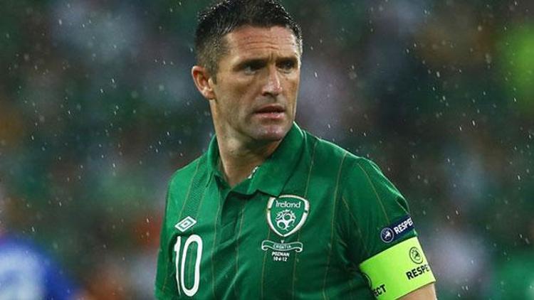 Robbie Keane Al Ahli antrenmanlarına çıkıyor