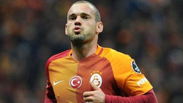 Sneijder Beşiktaş derbisinde oynayacak mı İşte cevabı...