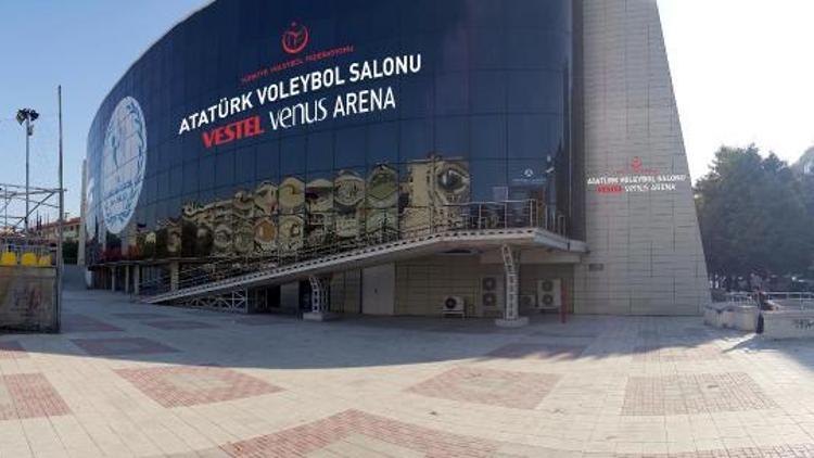 Vestel İzmirde voleybol salonuna sponsor oldu