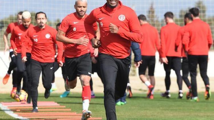 Antalyaspor güç depoladı