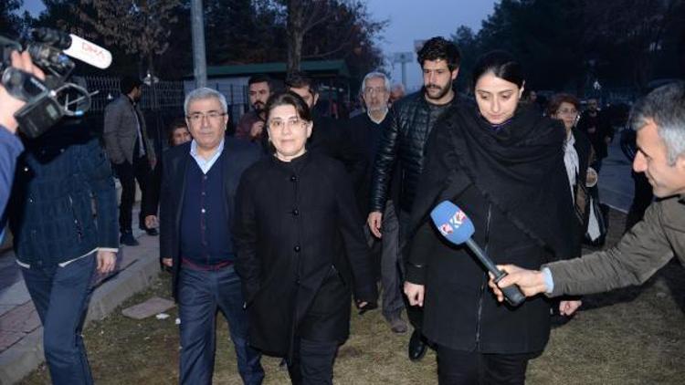 HDP Ağrı Milletvekili Leyla Zana gözaltına alındı - fotoğralar