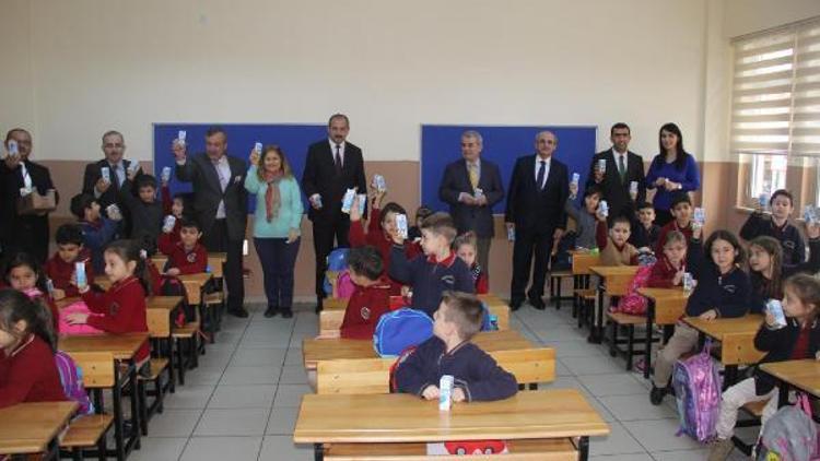 Trabzonda okul sütü dağıtımına başlandı