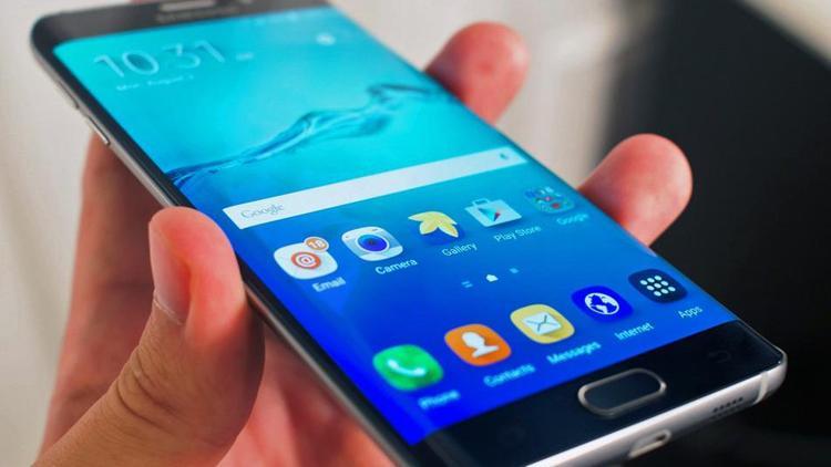 Samsungtan telefonları için çok önemli güncelleme açıklaması