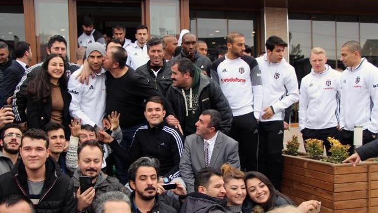 Beşiktaş Boluda yemek molası verdi Ek fotoğraflar