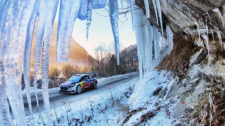 İsveç Rallisinde mücadele devam ediyor