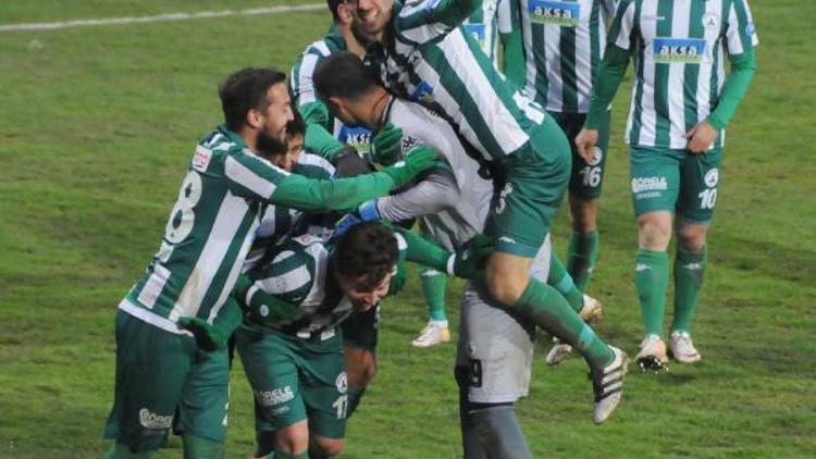 Giresunspor-Şanlıurfaspor: 3-1