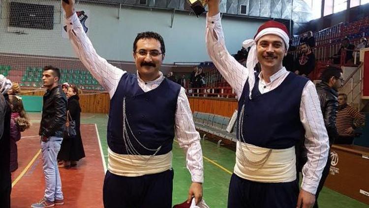 Gençlik ve spor kulübü, halk oyunlarında il birinciliğini kazandı