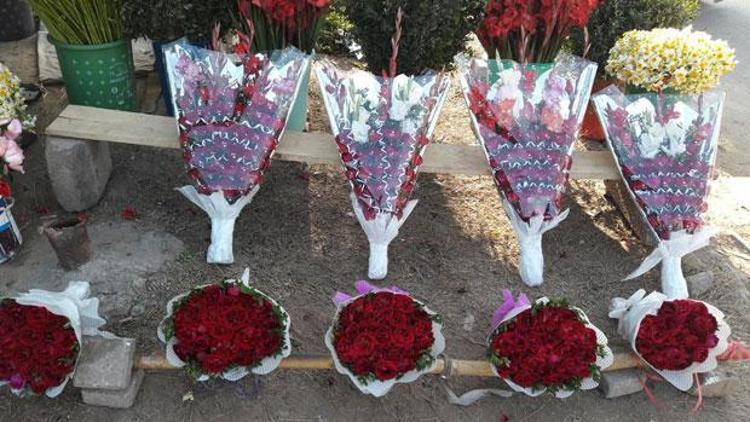Pakistanda Sevgililer Günü kutlamaları yasaklandı