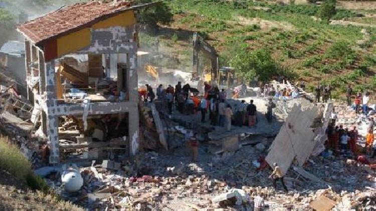 Konyada 18 kişinin öldüğü çöken yurt ile ilgili 3 sanığa ceza