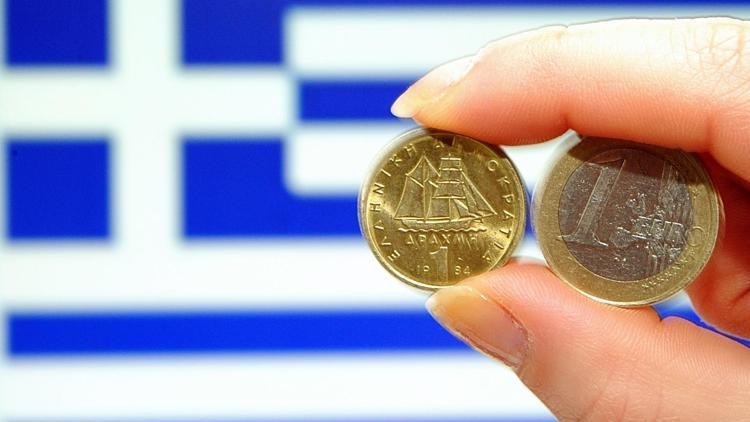Yunanistan ekonomisi yüzde 0,4 daraldı