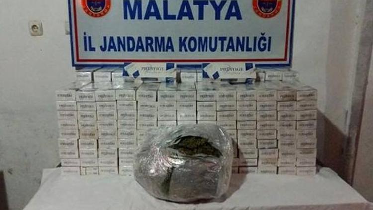 Malatya’da 7 bin 300 paket kaçak sigara ve 348 gram esrar ele geçti