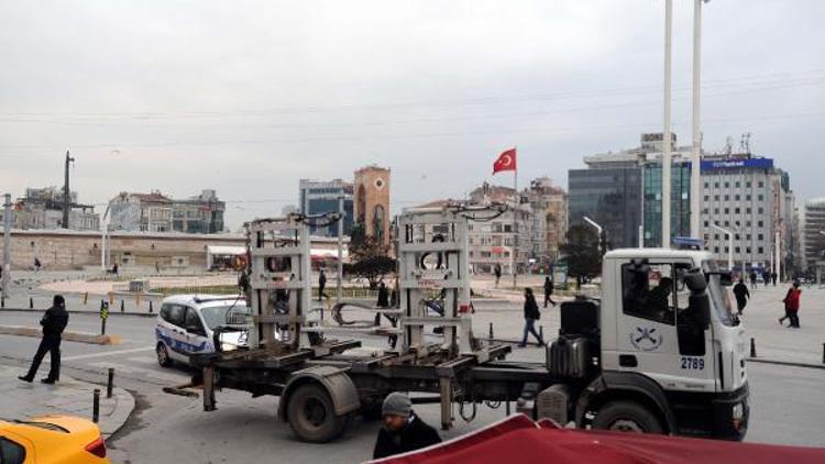 Taksime ve İstiklal Caddesine çıkan yollar kapalı tutuluyor