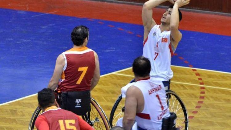 İzmirli engelli basketçi Ahmet: Başarımı sürdürmek istiyorum