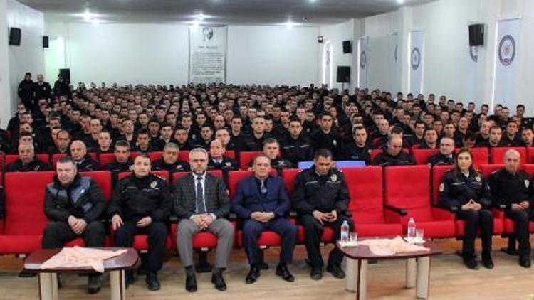 Müftüden, polis adaylarına konferans