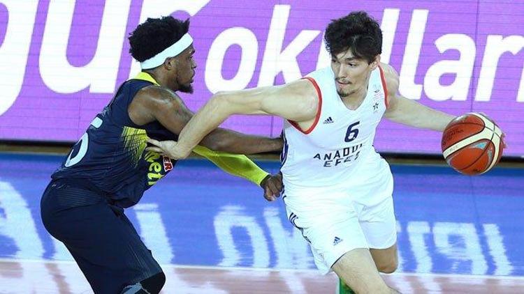 Anadolu Efes: 82 - Fenerbahçe: 74