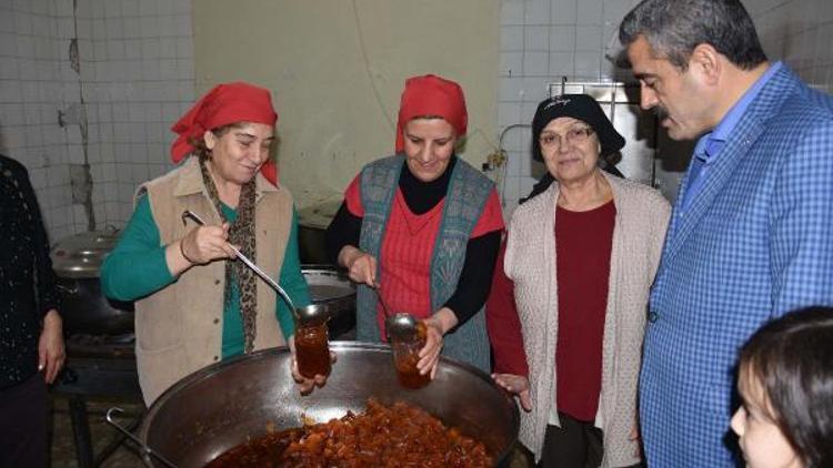 Turunç reçeli burs geliri oldu