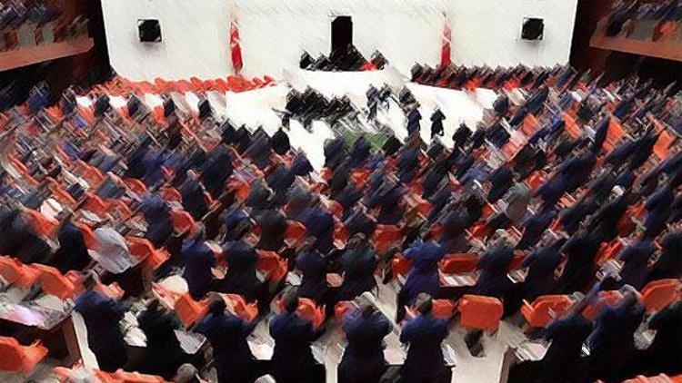 AK Partili milletvekili Evet deyin dedi; CHP’liler alkışlayarak, destek verdi