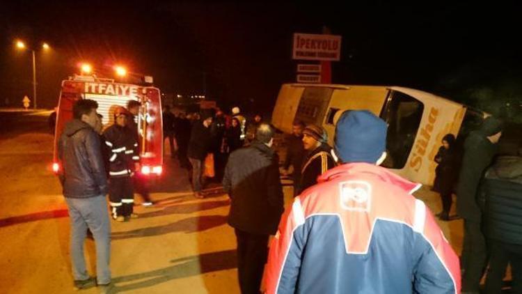 Konya’da otobüs ile otomobil çarpıştı: 6 yaralı